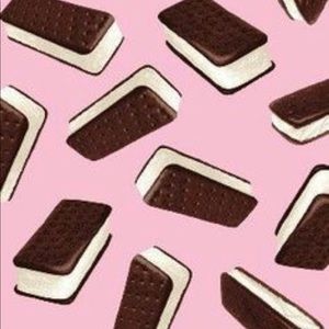 Meet your Posher, Mia